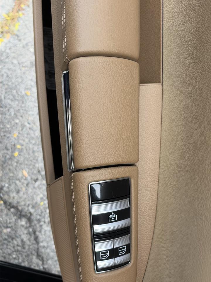 Mercedes-Benz S-Class 4dr Sdn 5.5L V8 RWD 2007