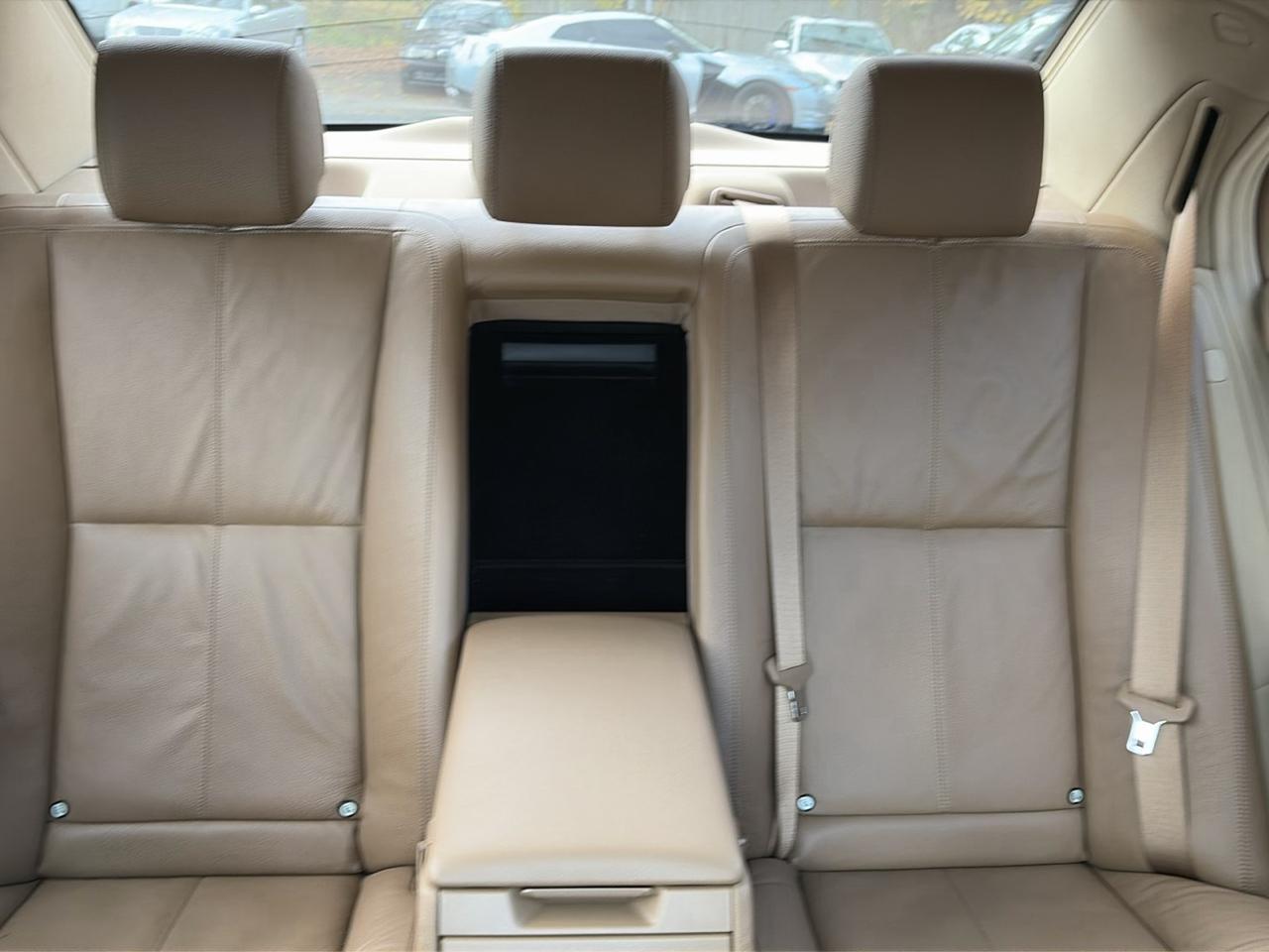 Mercedes-Benz S-Class 4dr Sdn 5.5L V8 RWD 2007