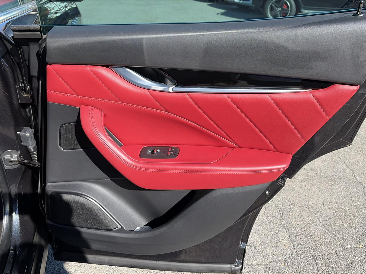 Maserati Levante Modena 3.0L 2022