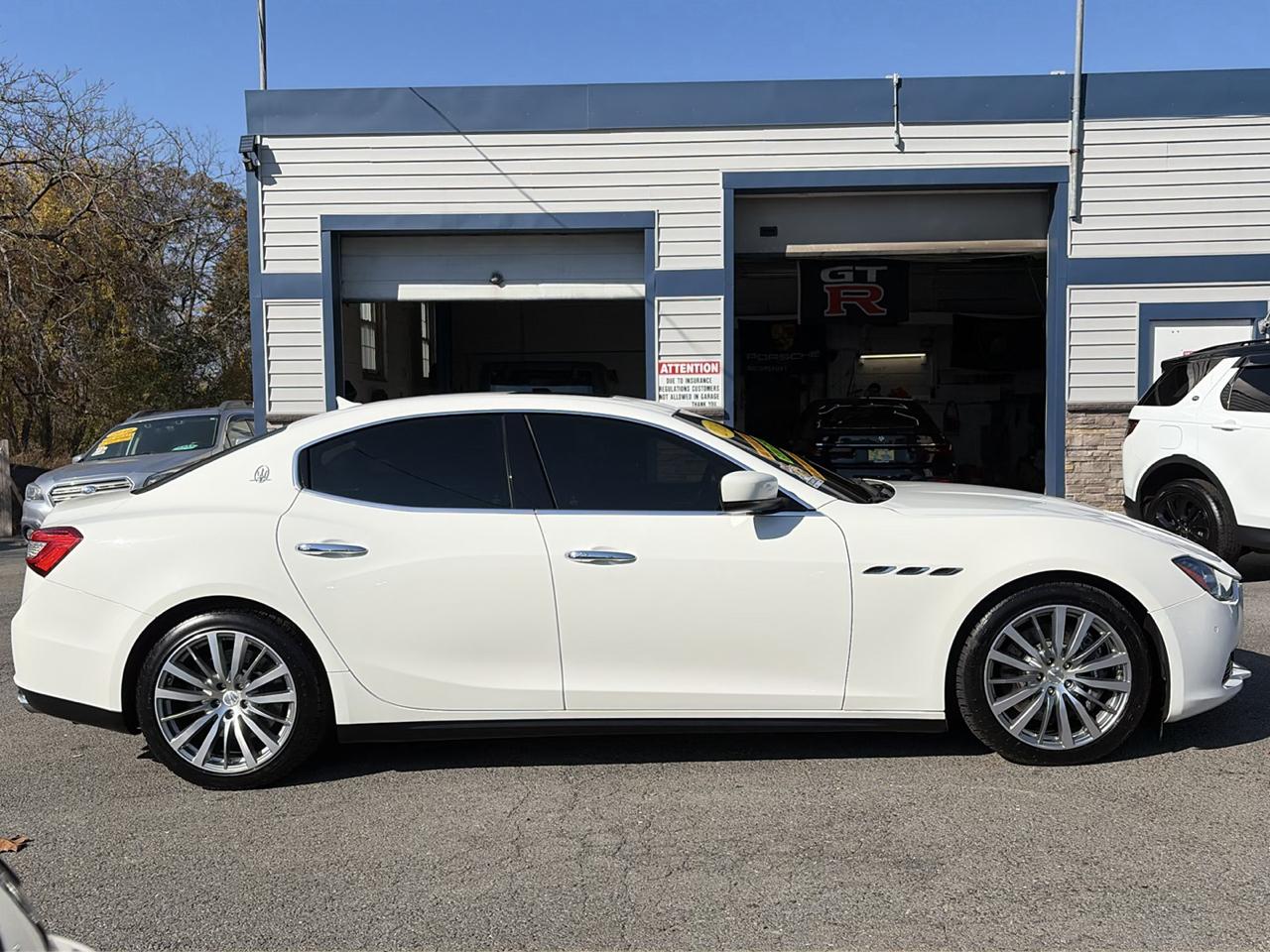 Maserati Ghibli 4dr Sdn S Q4 2016