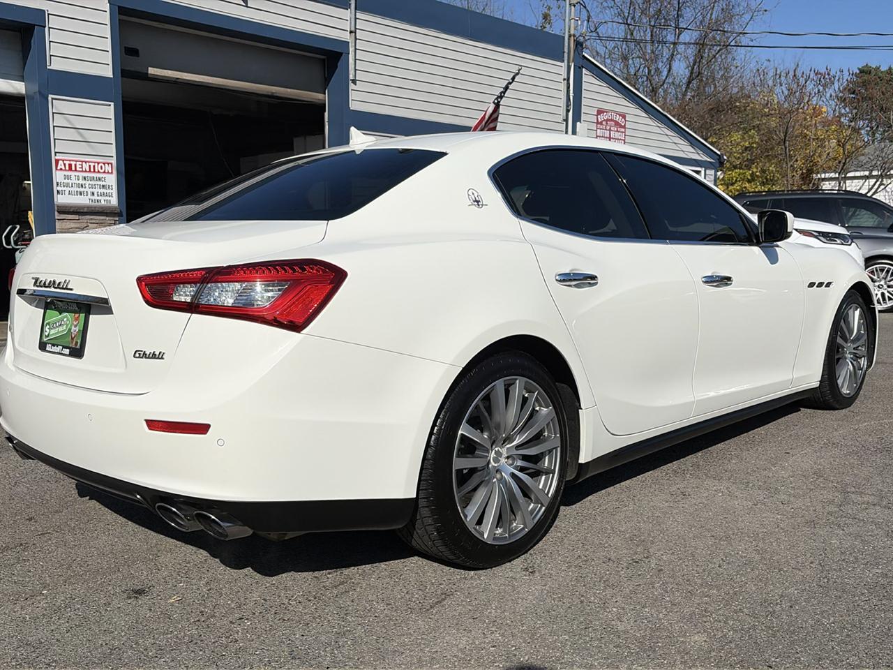 Maserati Ghibli 4dr Sdn S Q4 2016