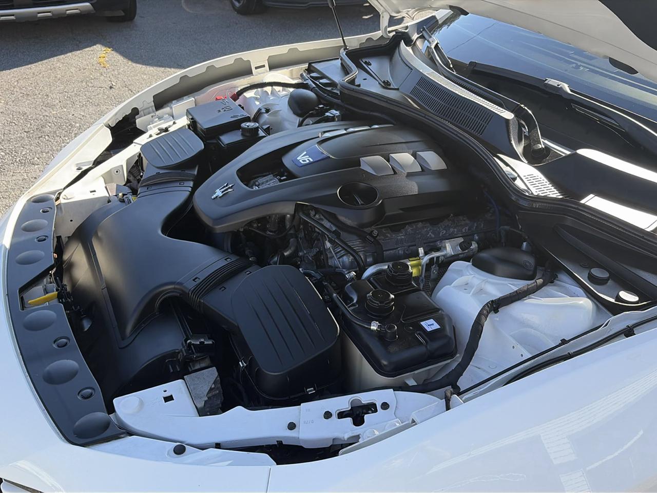 Maserati Ghibli 4dr Sdn S Q4 2016