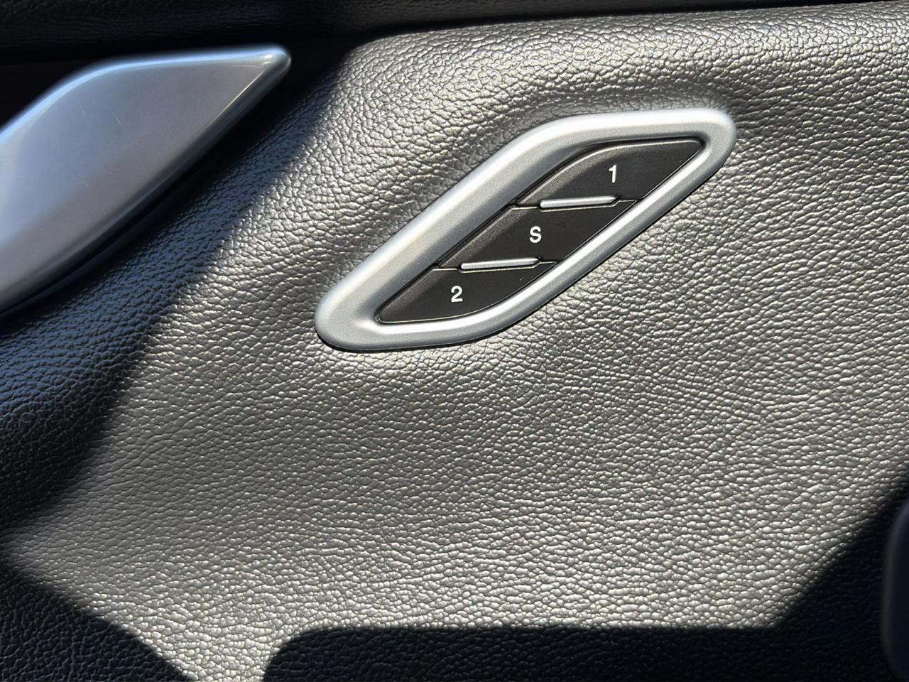Maserati Ghibli 4dr Sdn S Q4 2016
