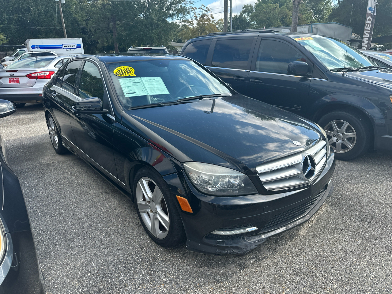 Mercedes-Benz C-Class C300 Luxury Sedan 2011 Mercedes-Benz C-Class C300 Luxury Sedan 2011