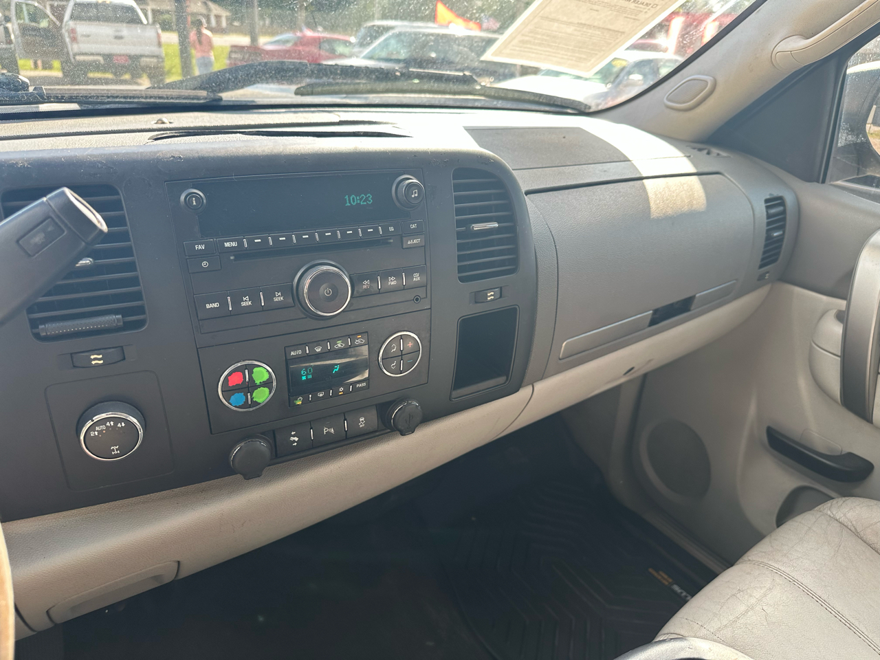 Chevrolet Silverado 1500 LT Crew Cab 4WD 2012 Chevrolet Silverado 1500 LT Crew Cab 4WD 2012