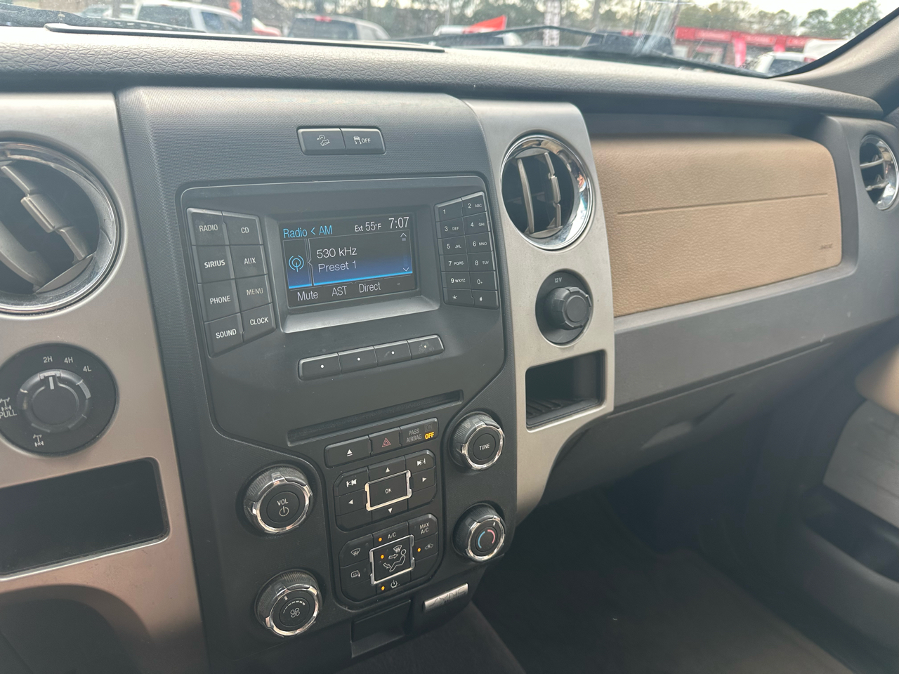 Ford F-150 Platinum SuperCrew 6.5-ft. Bed 4WD 2014