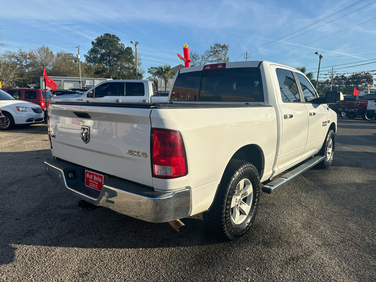 RAM 1500 SLT Crew Cab SWB 4WD 2017