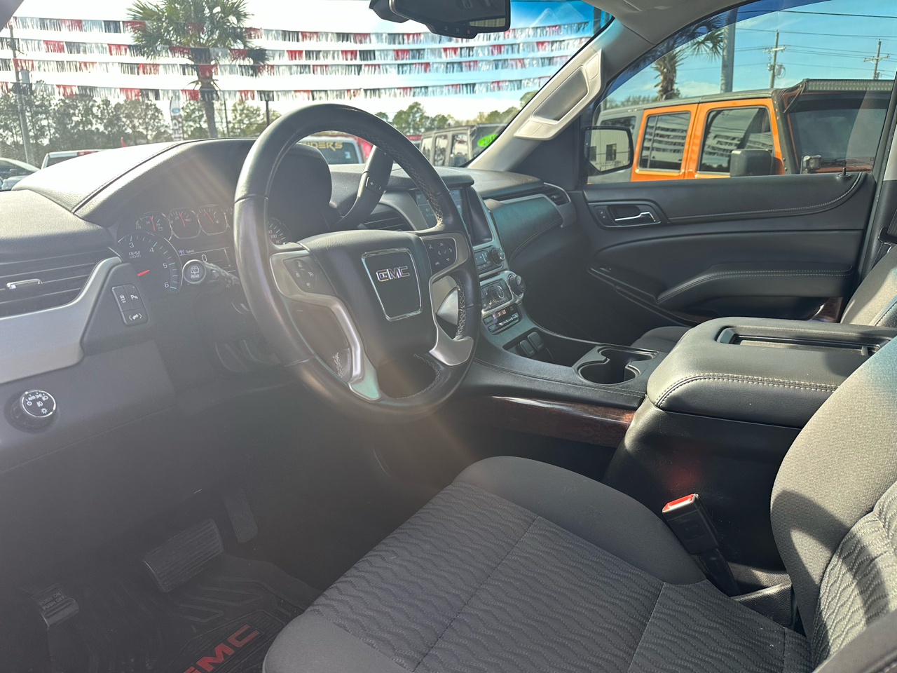 GMC Yukon SLE 2WD 2017