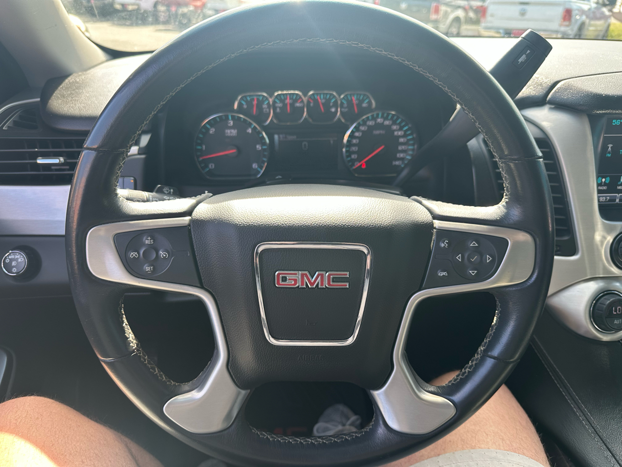 GMC Yukon SLE 2WD 2017