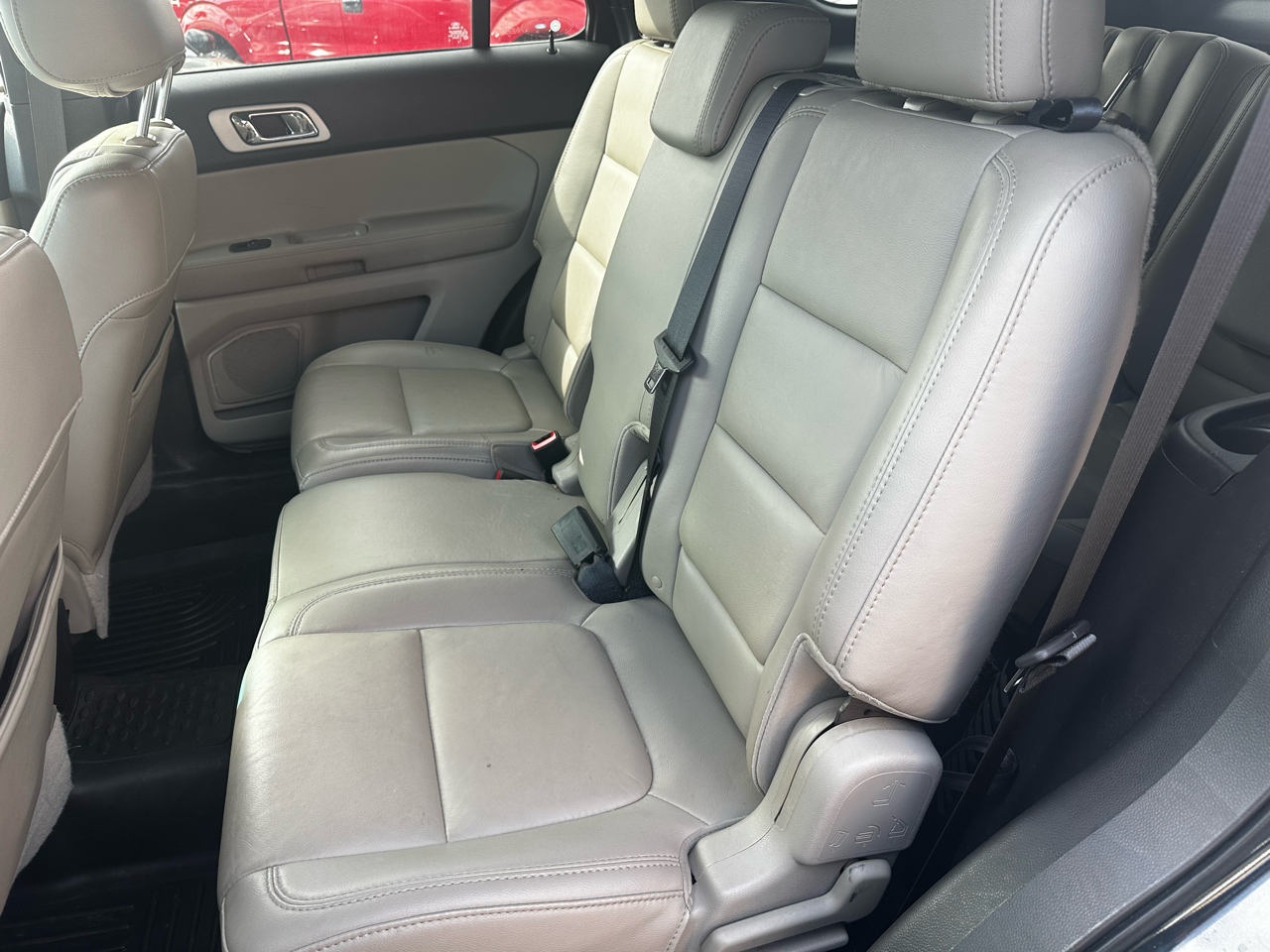 Ford Explorer XLT 4WD 2015