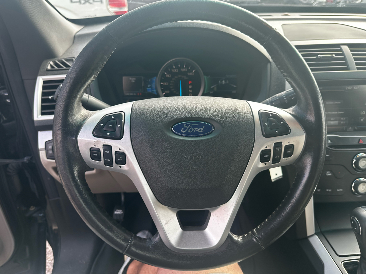 Ford Explorer XLT 4WD 2015