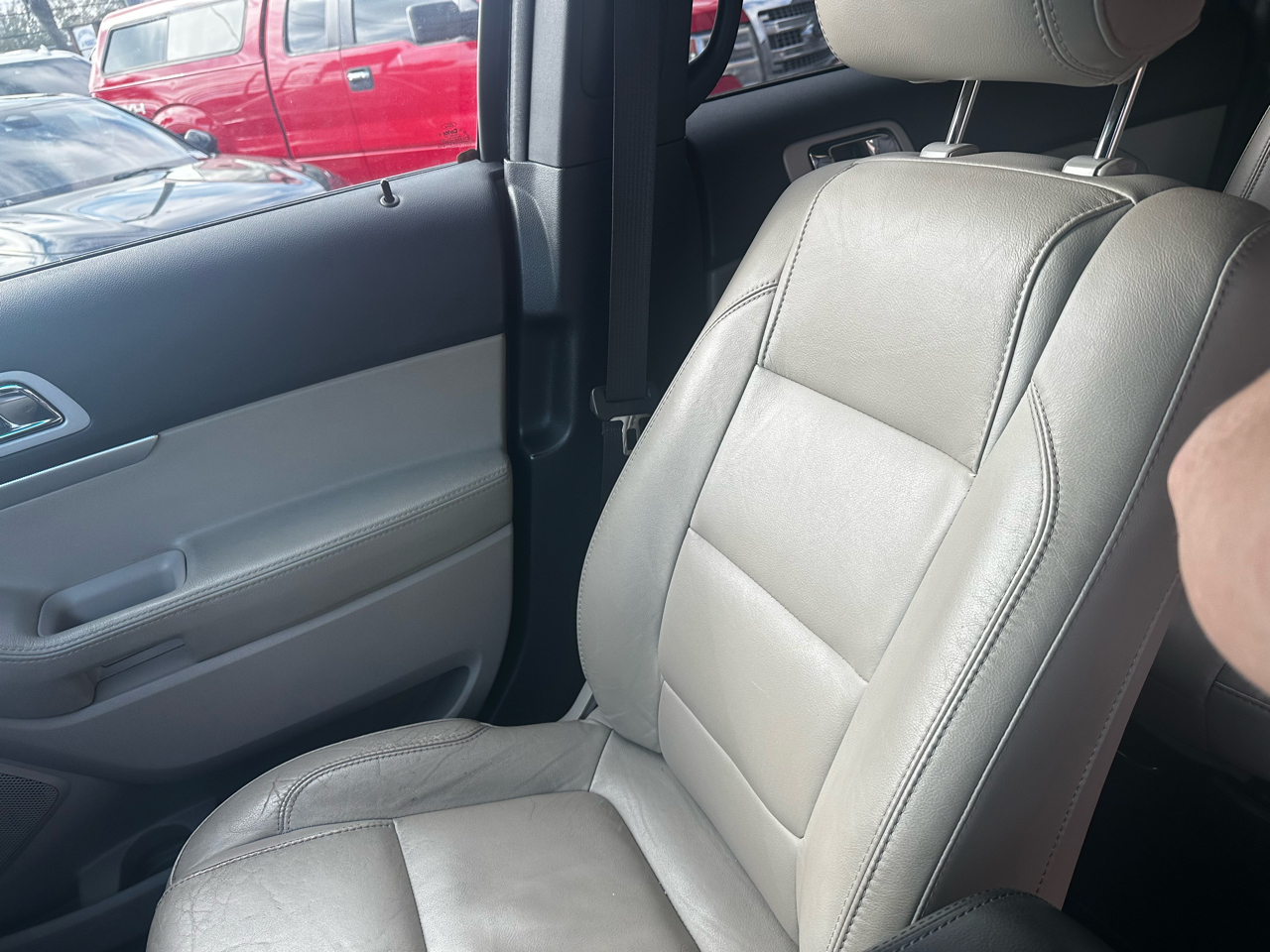 Ford Explorer XLT 4WD 2015