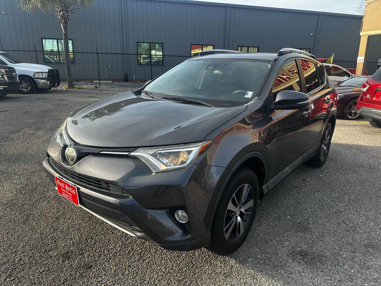 Toyota RAV4 XLE FWD 2018