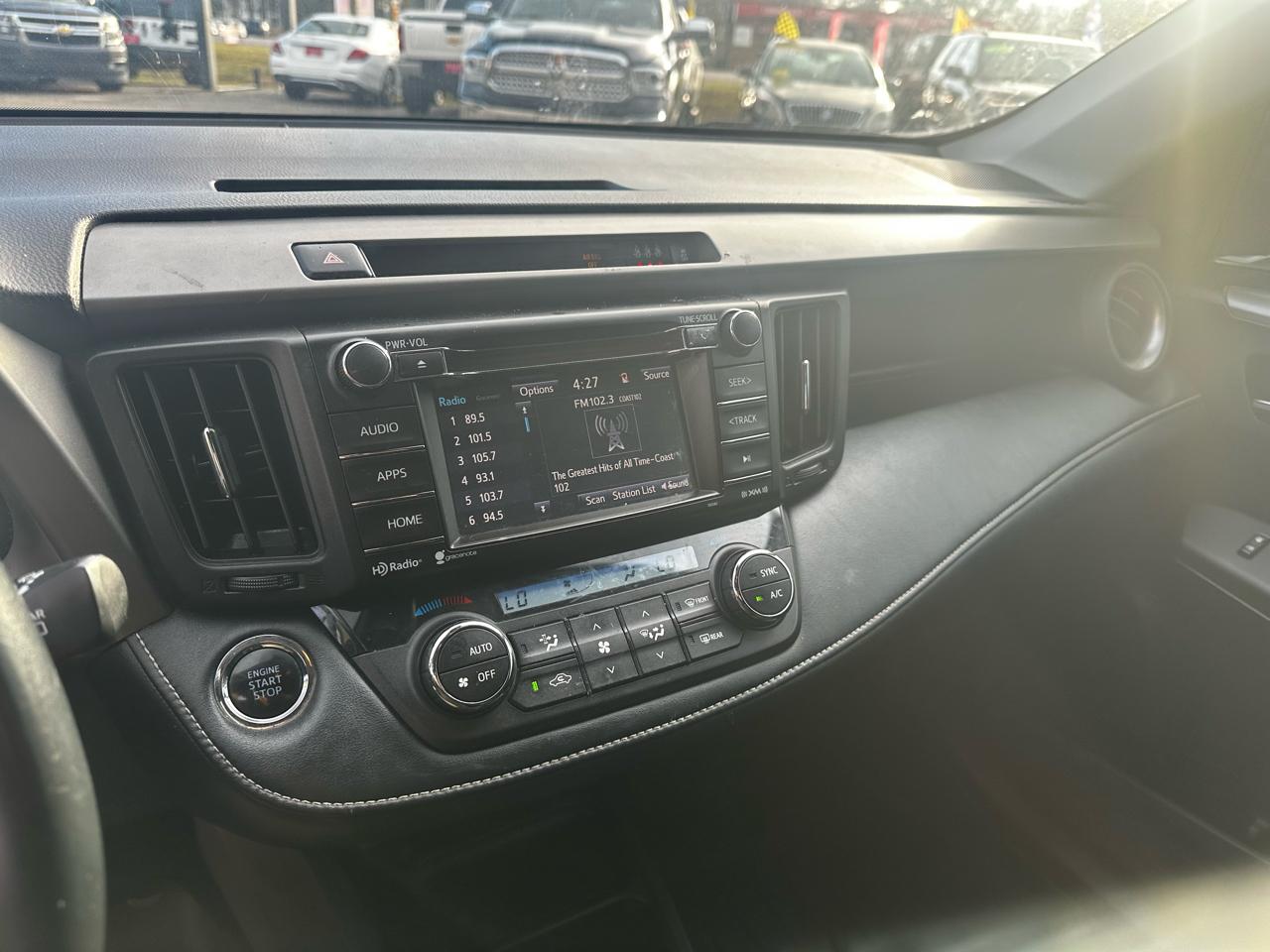 Toyota RAV4 XLE FWD 2018