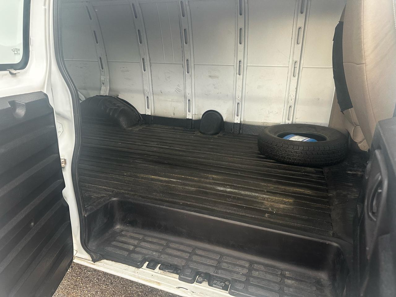 GMC Savana G2500 Extended Cargo 2012