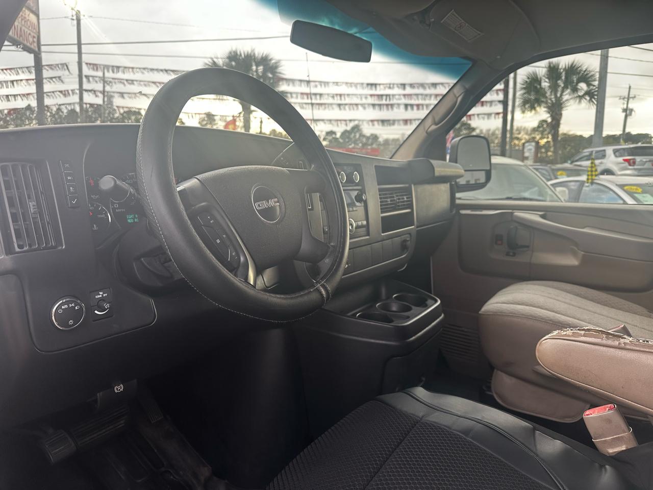 GMC Savana G2500 Extended Cargo 2012