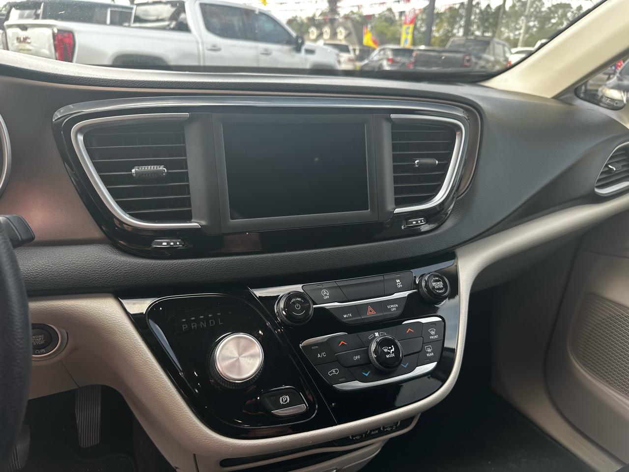 Chrysler Voyager LXI 2021