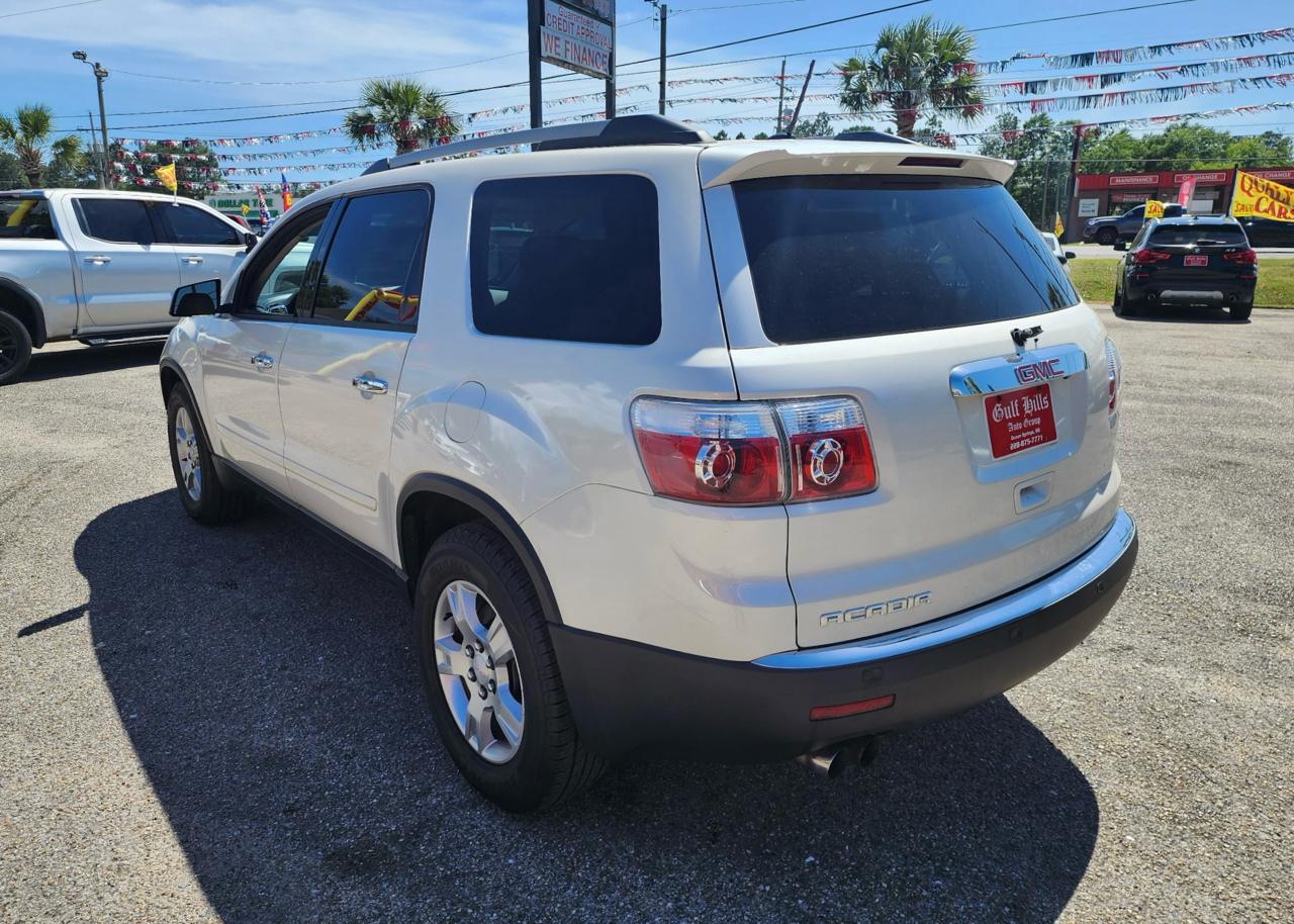 GMC Acadia SLE-2 FWD 2011