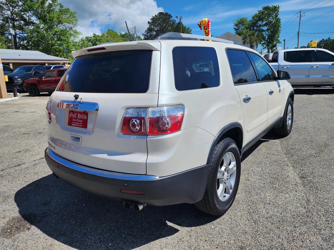 GMC Acadia SLE-2 FWD 2011