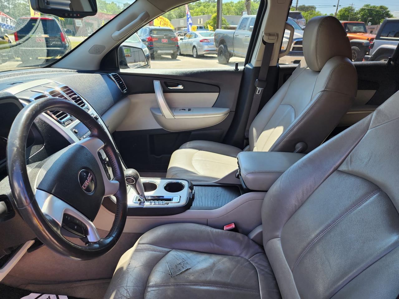 GMC Acadia SLE-2 FWD 2011