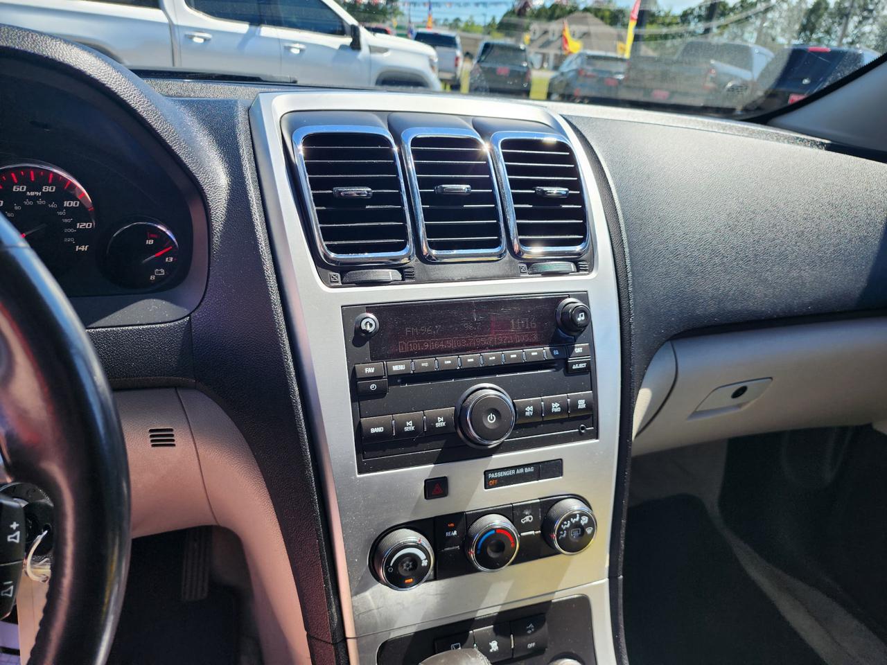 GMC Acadia SLE-2 FWD 2011