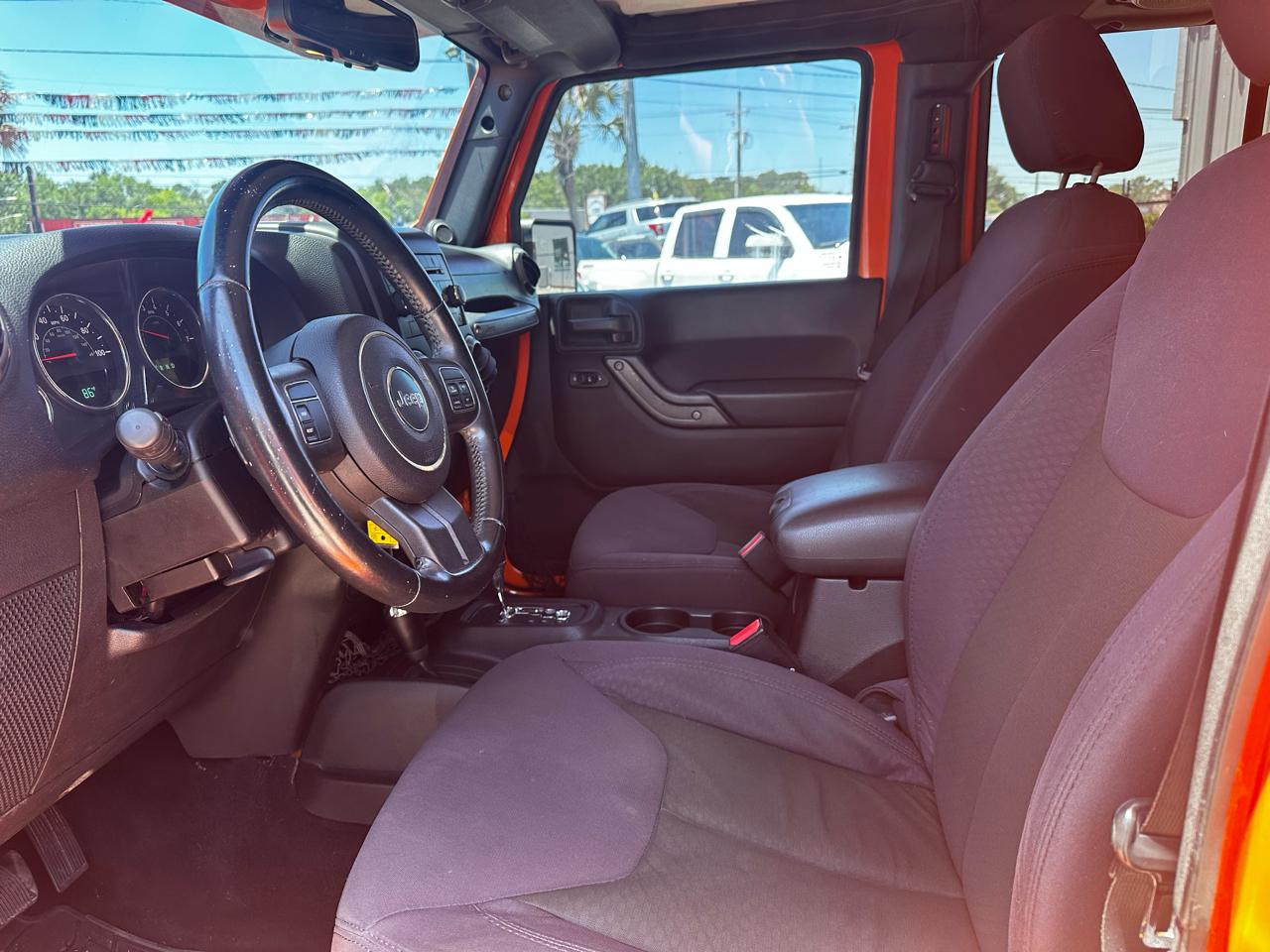 Jeep Wrangler Unlimited Sport 4WD 2013