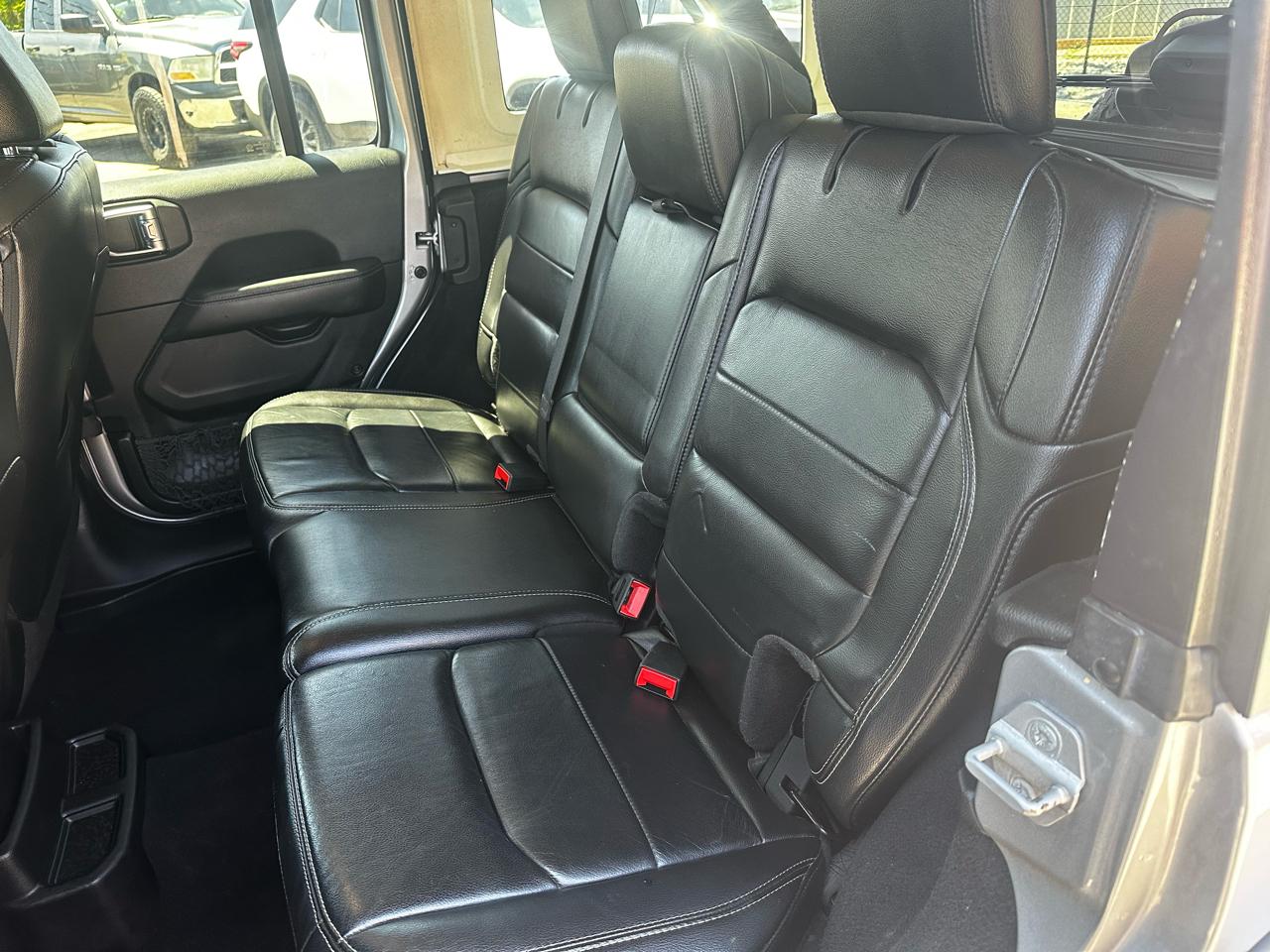 Jeep Wrangler Unlimited Sahara 2019