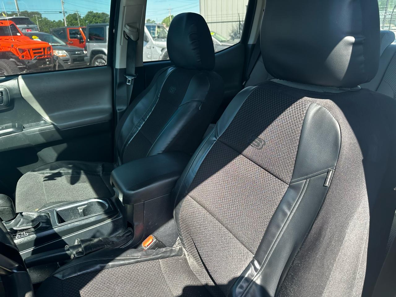 Toyota Tacoma SR5 Double Cab Long Bed I4 6AT 2WD 2019