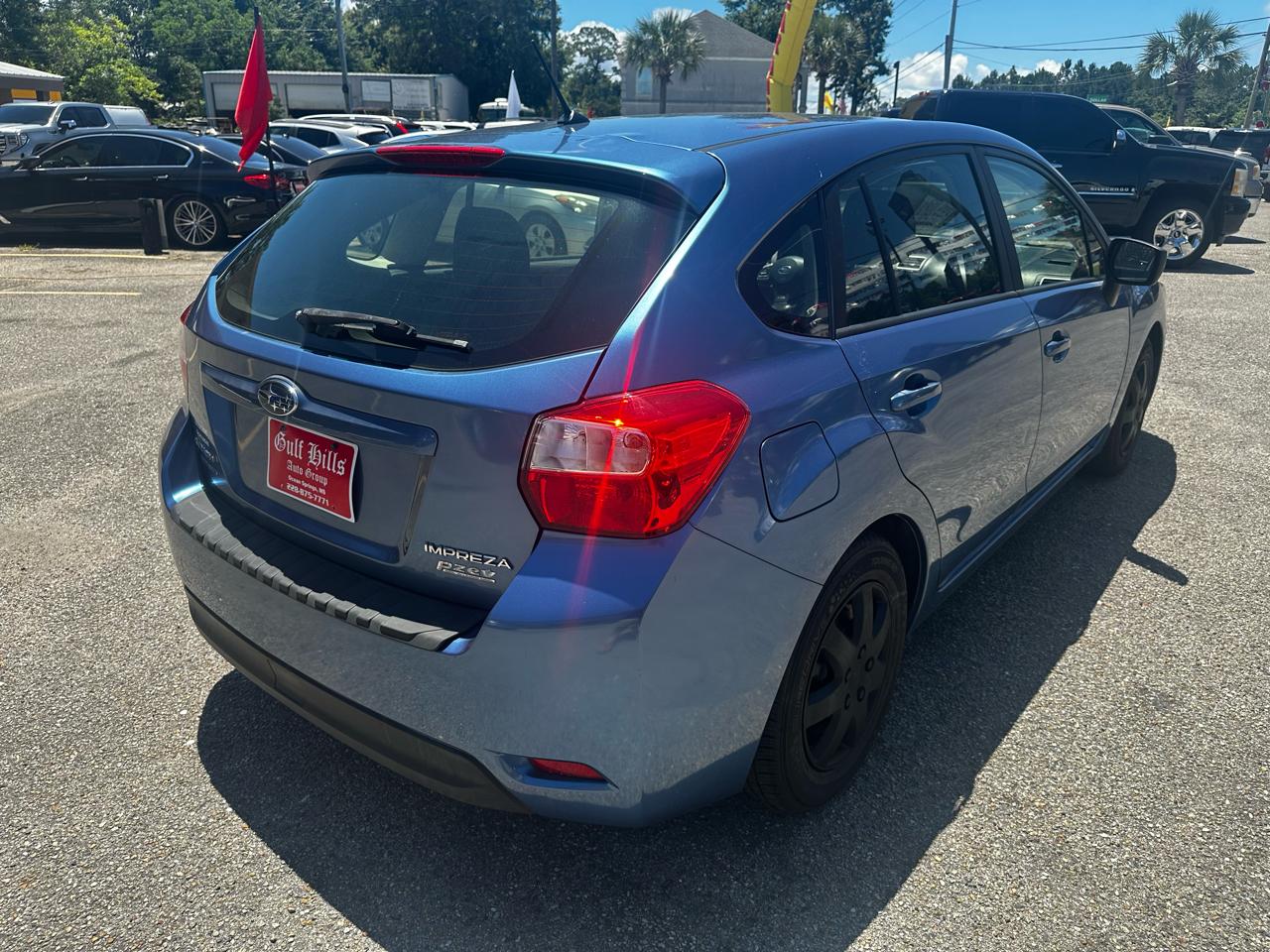 Subaru Impreza 2.0i PZEV CVT 5-Door 2015
