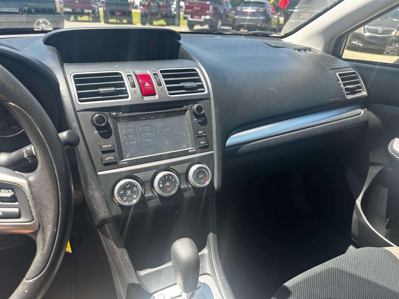 Subaru Impreza 2.0i PZEV CVT 5-Door 2015