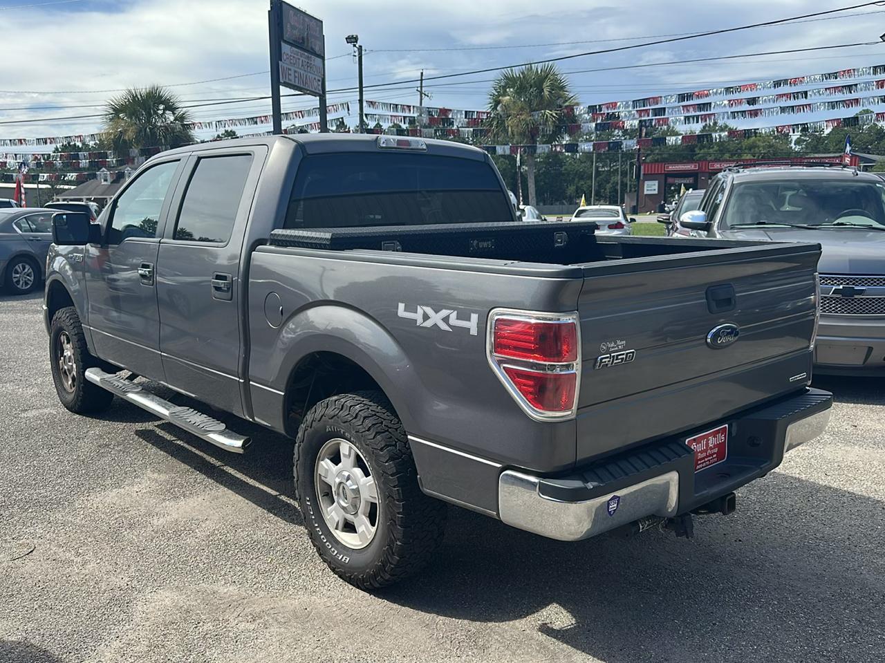 Ford F-150 4WD SuperCrew 145" XLT 2014