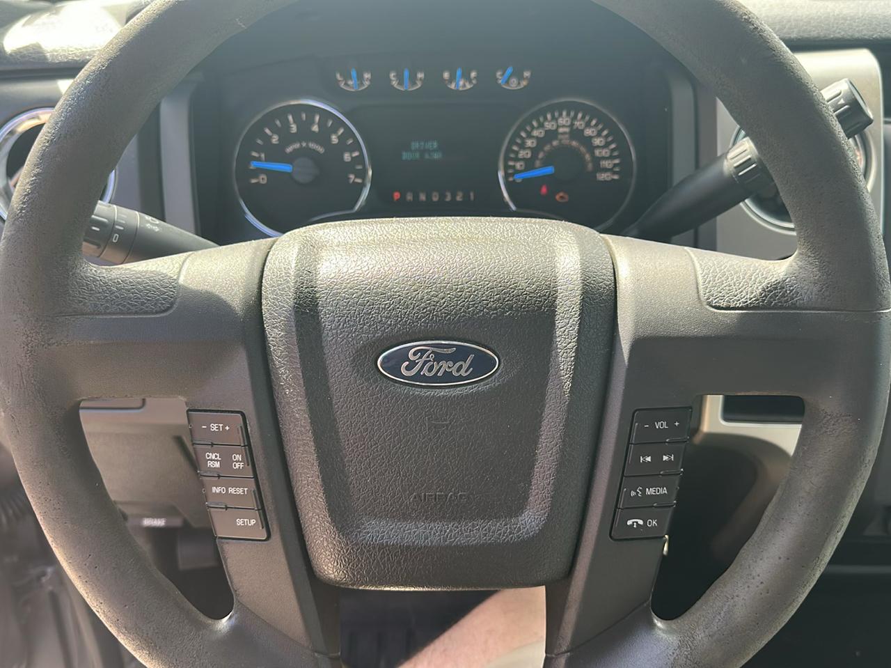 Ford F-150 4WD SuperCrew 145" XLT 2014