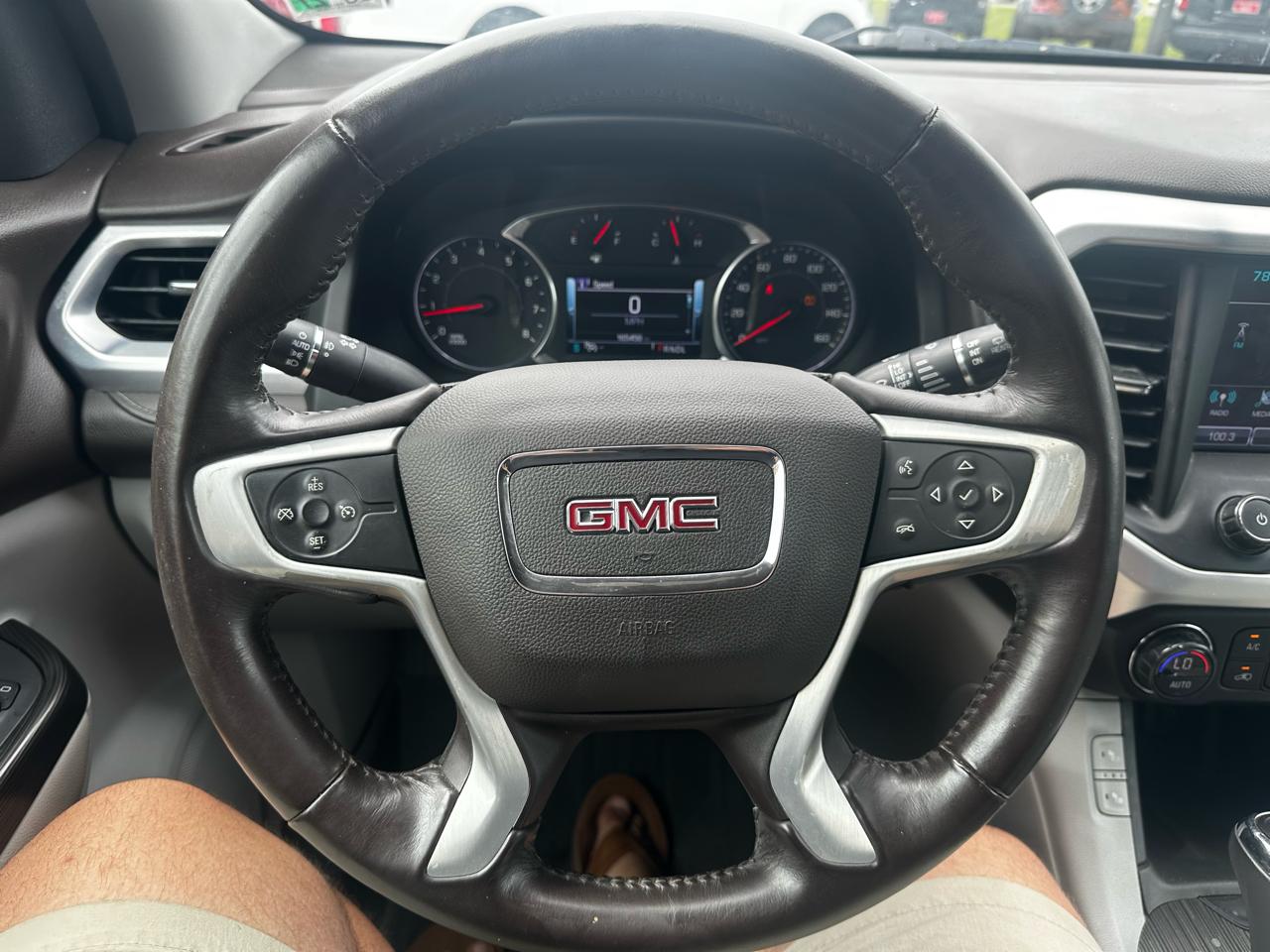 GMC Acadia SLT-1 FWD 2017