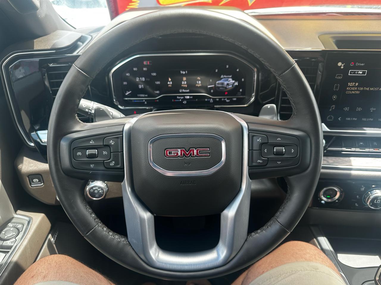 GMC Sierra 1500 SLT Crew Cab 4WD 2024