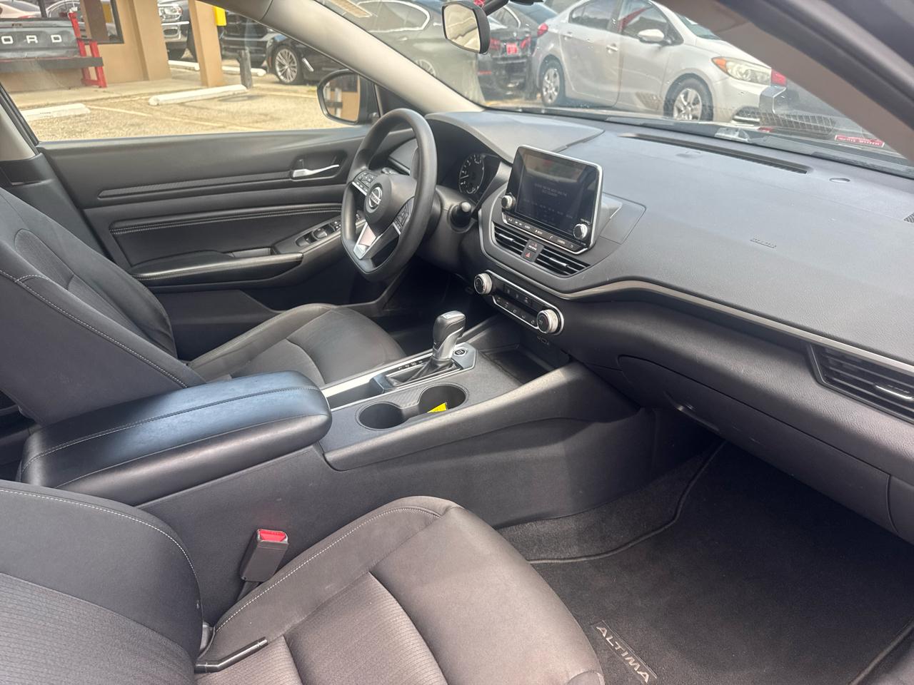 Nissan Altima 2.5 S Sedan 2019