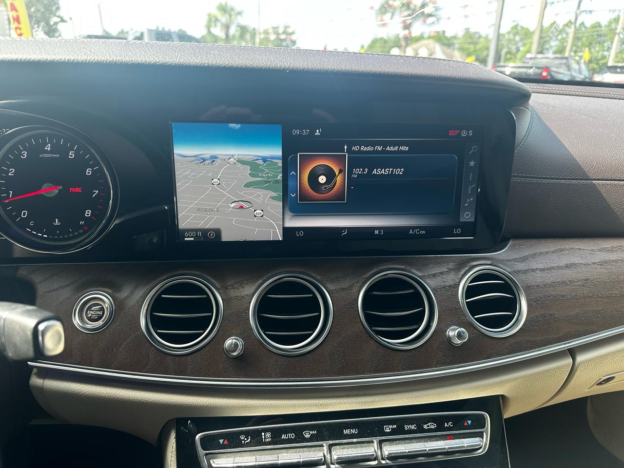 Mercedes-Benz E-Class E300 Luxury Sedan 2017