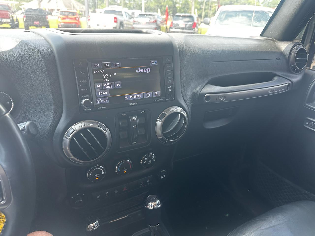 Jeep Wrangler JK Unlimited Sahara 4WD 2018