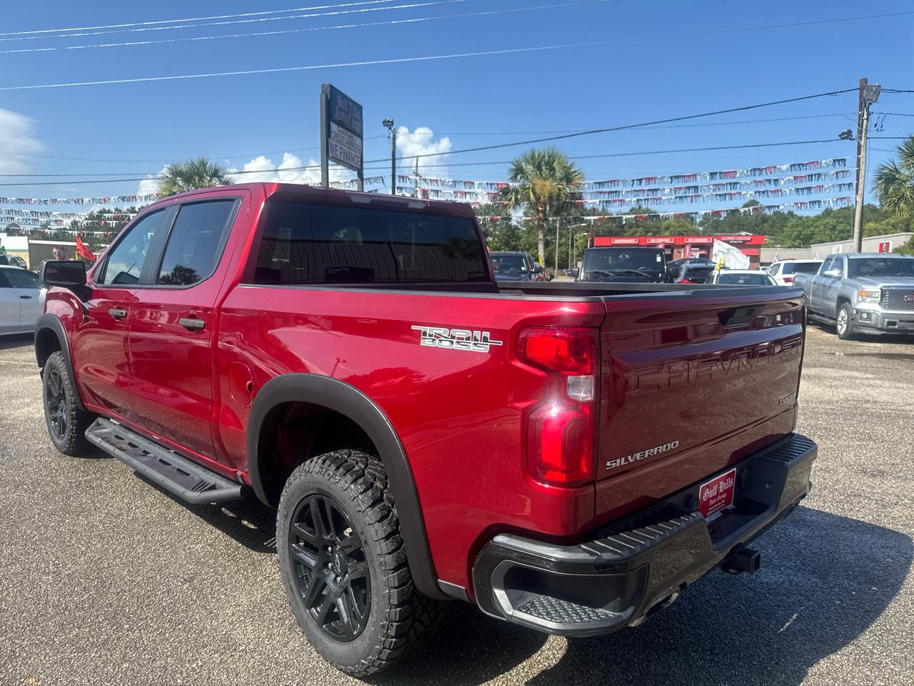 Chevrolet Silverado 1500 Custom Trail Boss Crew Cab Short Box 4WD 2021