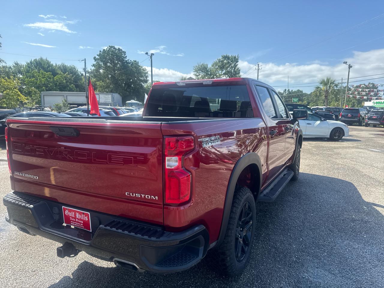 Chevrolet Silverado 1500 Custom Trail Boss Crew Cab Short Box 4WD 2021
