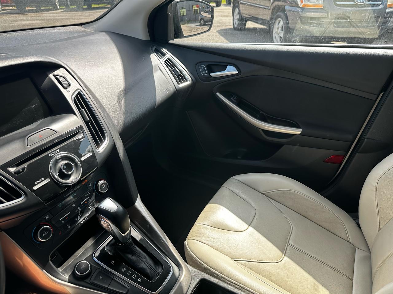 Ford Focus Titanium Hatch 2018