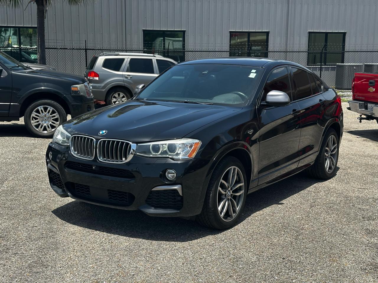BMW X4 M40i Sports Activity Coupe 2017