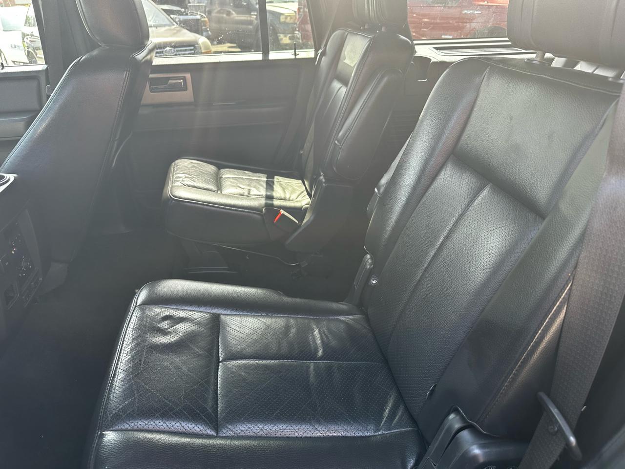 Ford Expedition 2WD 4dr Limited 2012
