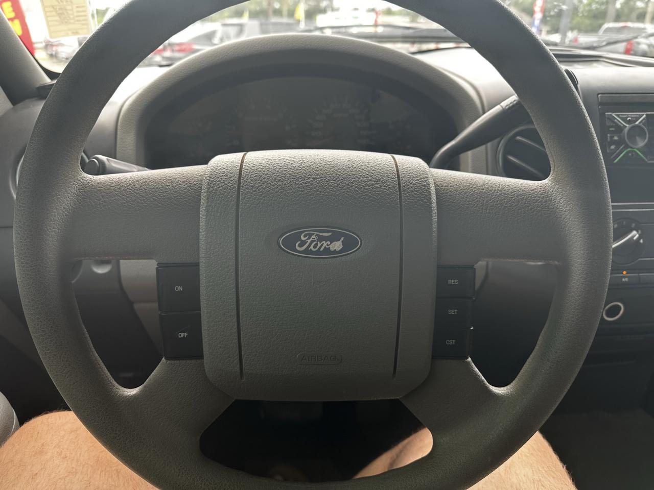 Ford F-150 SuperCrew 139" Lariat 4WD 2004
