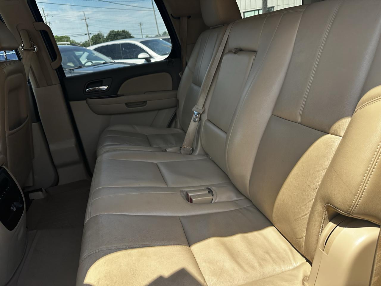 Chevrolet Tahoe 2WD 4dr LT 2014