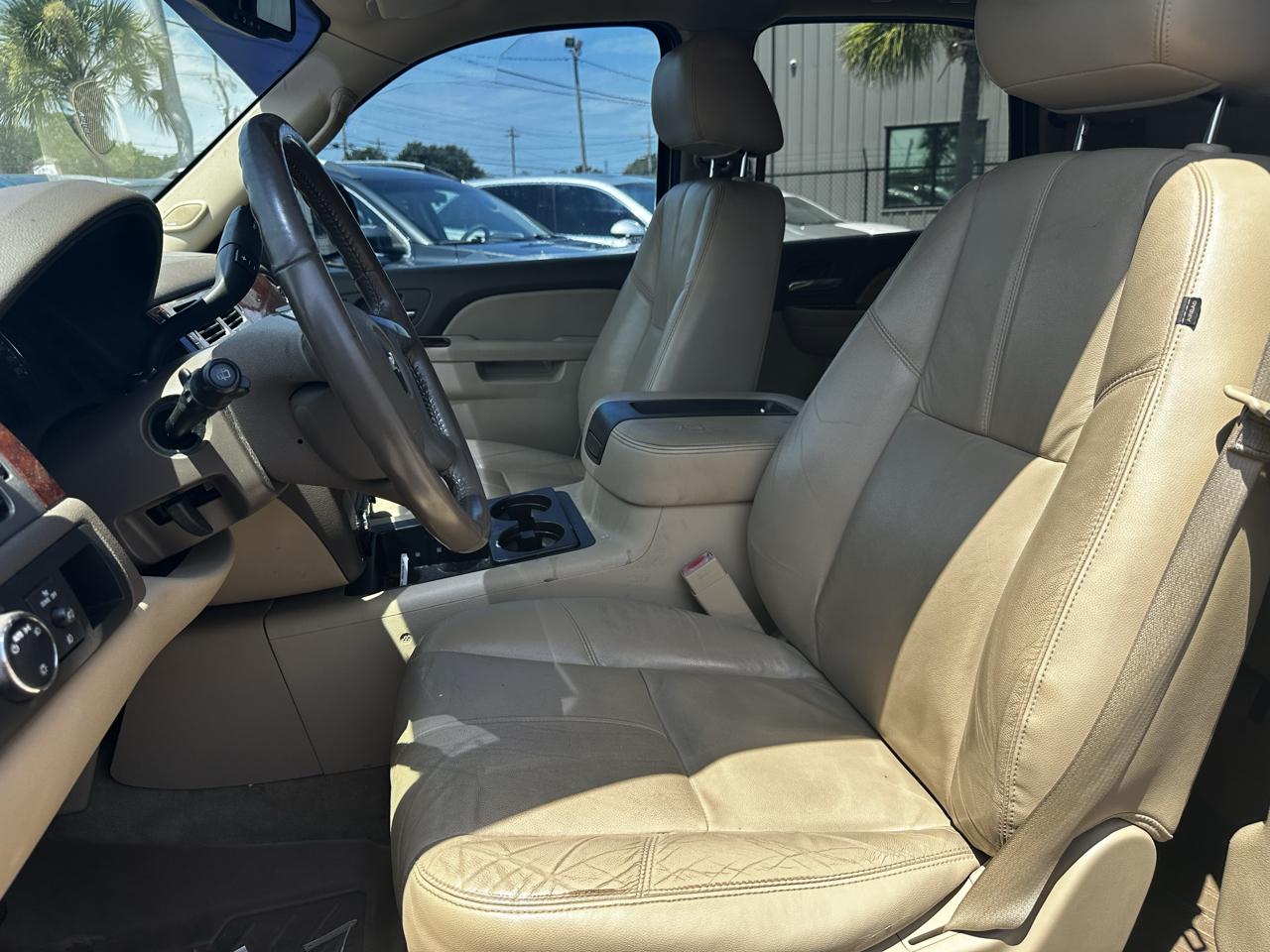 Chevrolet Tahoe 2WD 4dr LT 2014