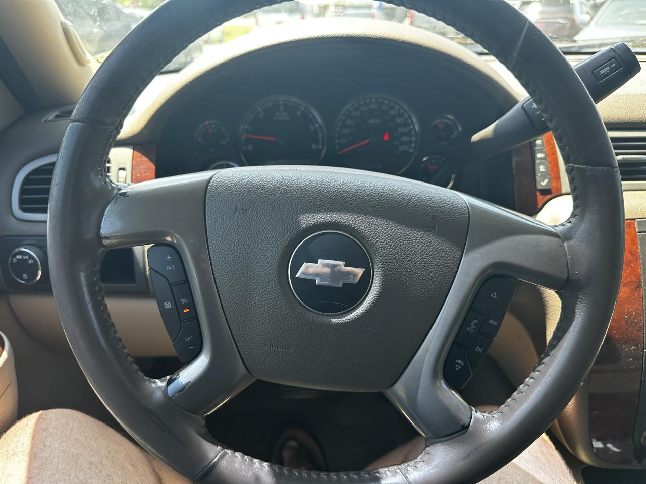 Chevrolet Tahoe 2WD 4dr LT 2014