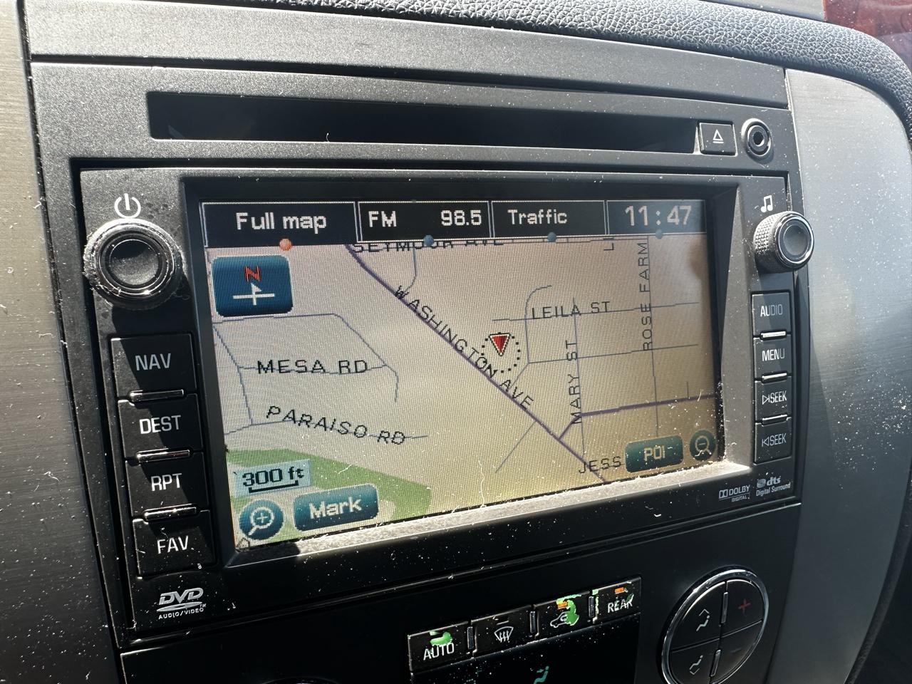 GMC Yukon 2WD 4dr 1500 SLT 2011