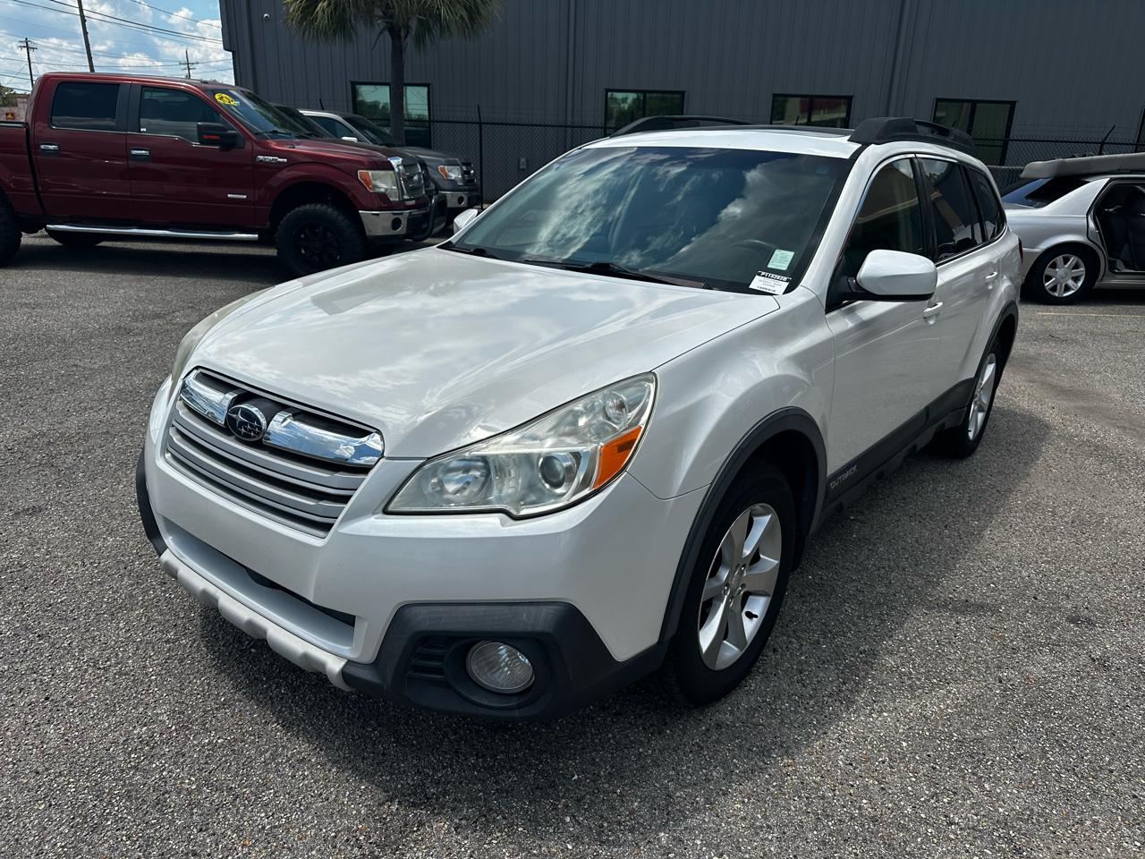 Subaru Outback 4dr Wgn H4 Auto 2.5i Limited 2014
