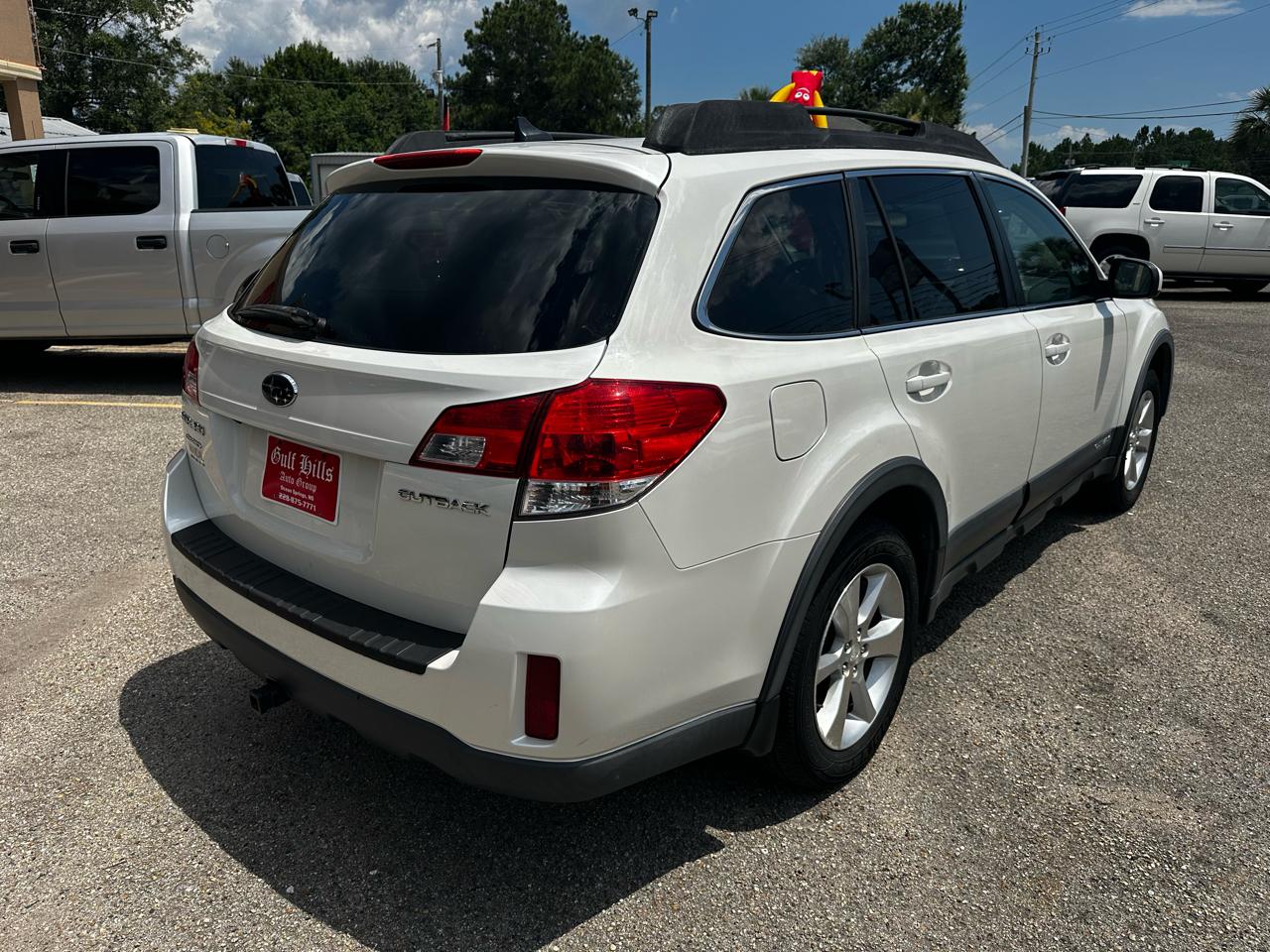 Subaru Outback 4dr Wgn H4 Auto 2.5i Limited 2014