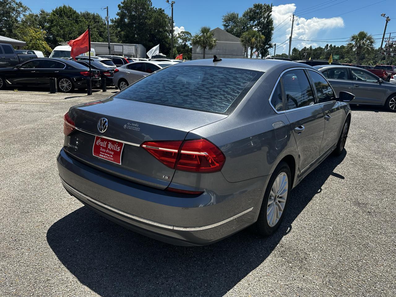 Volkswagen Passat 4dr Sdn 1.8T Auto SE 2016